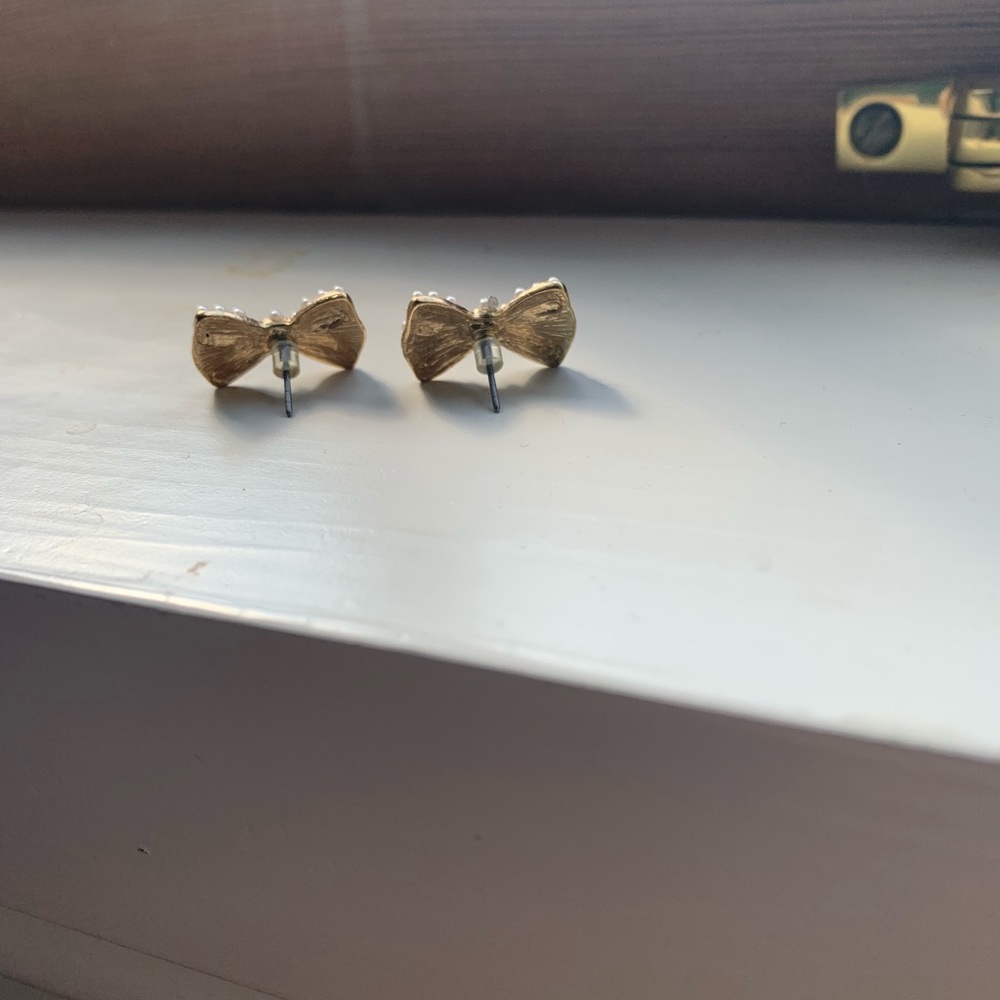 Jewelry - Picture 2 of 2